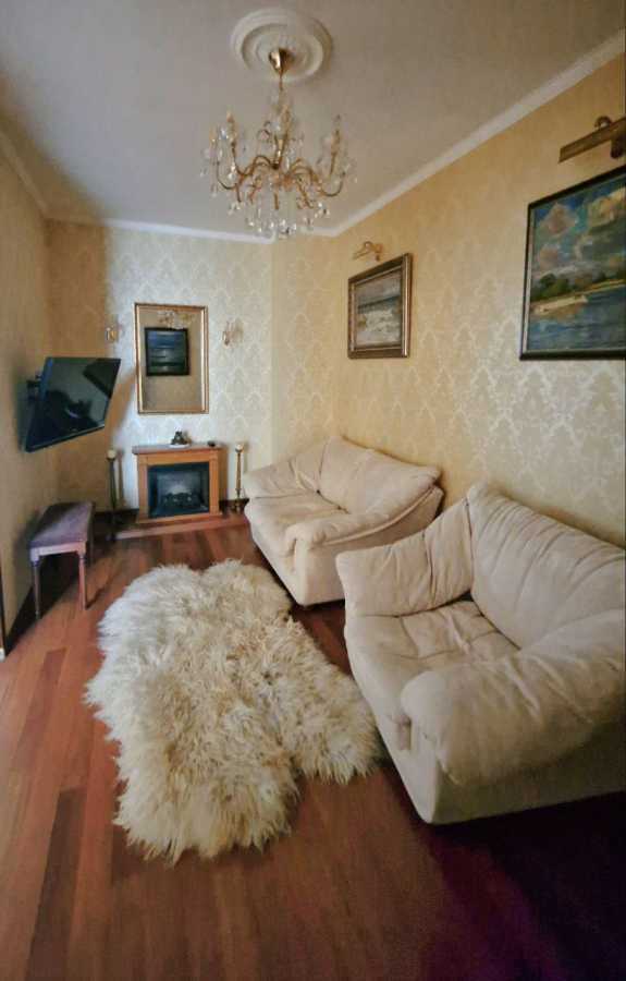 Аренда 2-комнатной квартиры 69 м², Евгения Коновальца ул., 44А