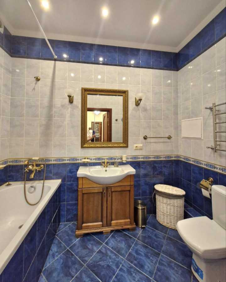 Аренда 2-комнатной квартиры 69 м², Евгения Коновальца ул., 44А