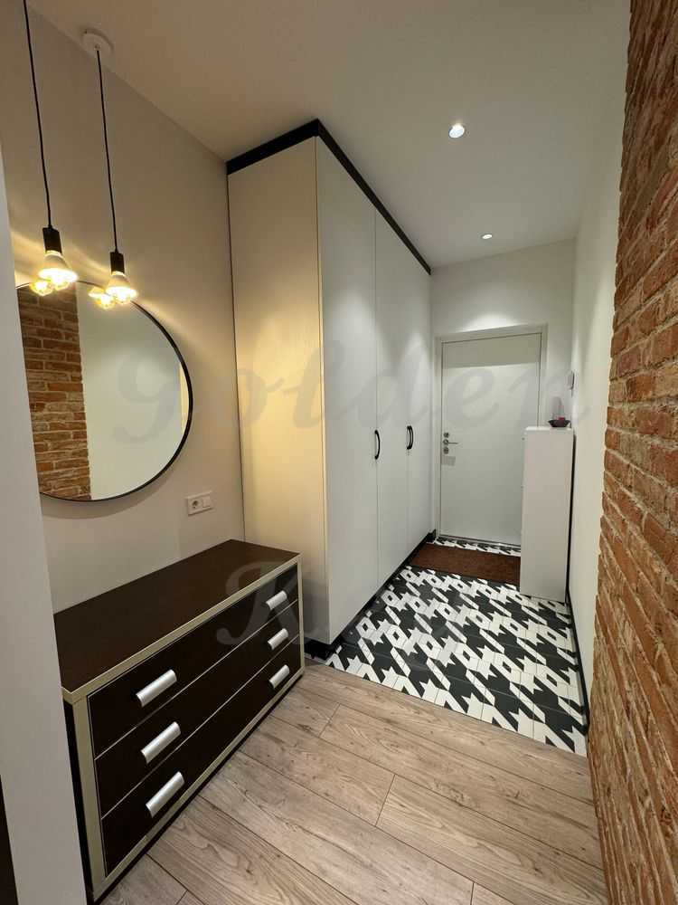 Продаж 2-кімнатної квартири 100 м², Яблунева вул., 8