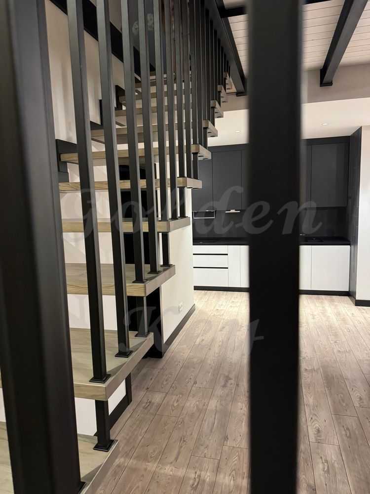Продаж 2-кімнатної квартири 100 м², Яблунева вул., 8