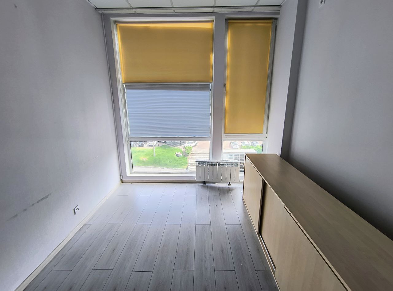 Оренда приміщення вільного призначення 53 м², Еспланадна вул.