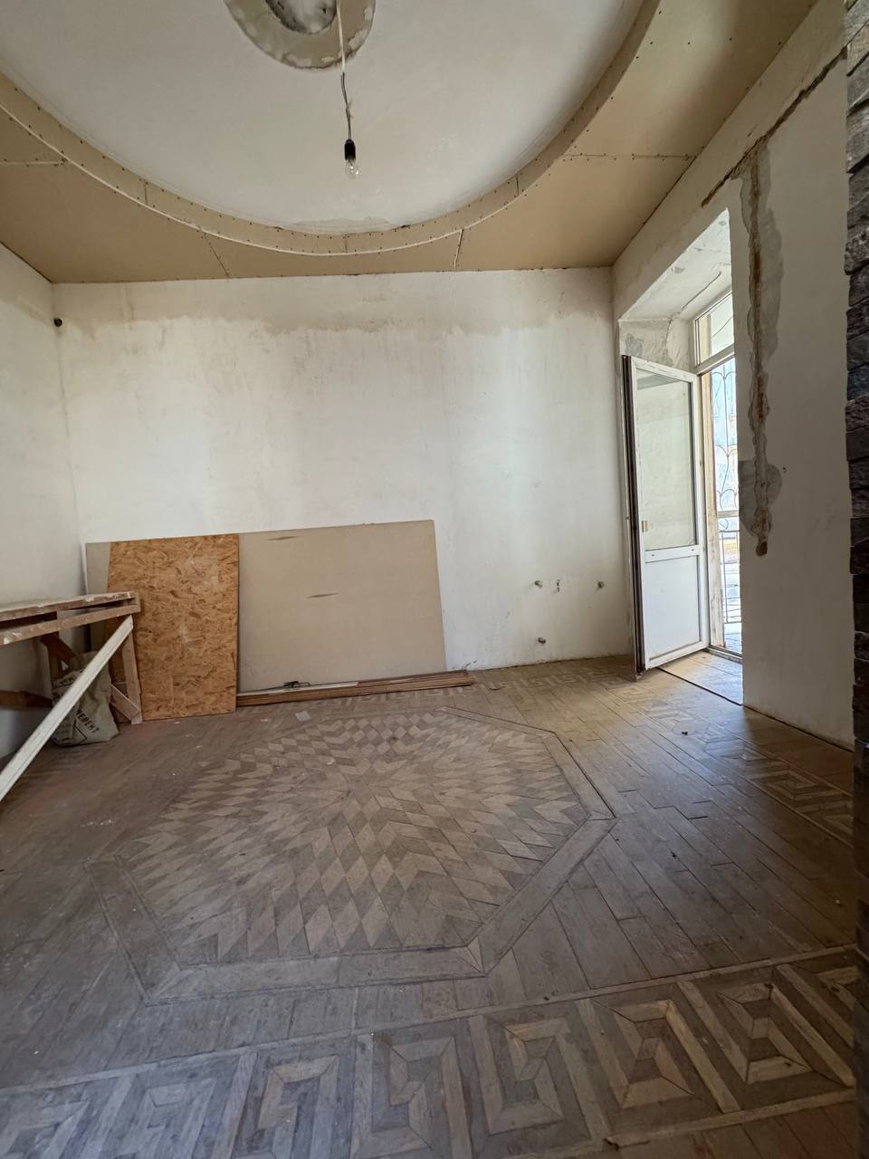 Продажа 3-комнатной квартиры 52 м², Новосельского ул., 95