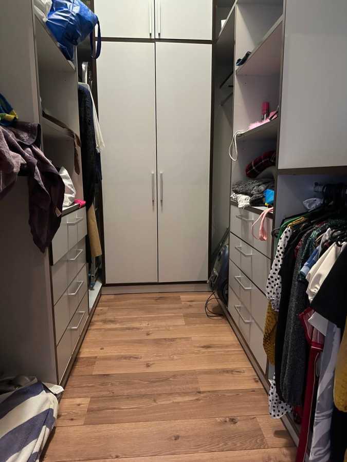 Продаж 3-кімнатної квартири 130 м², Лук'яненко пров., 21А