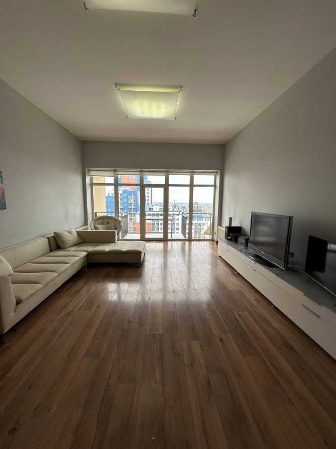 Продаж 3-кімнатної квартири 130 м², Лук'яненко пров., 21А
