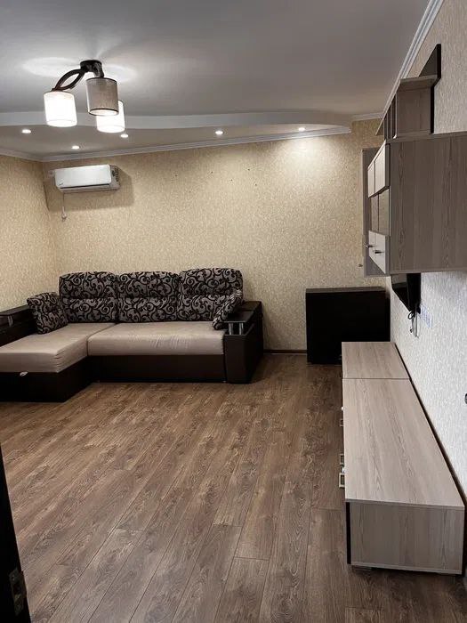 Продажа 2-комнатной квартиры 59 м², Михаила Лушпы просп.