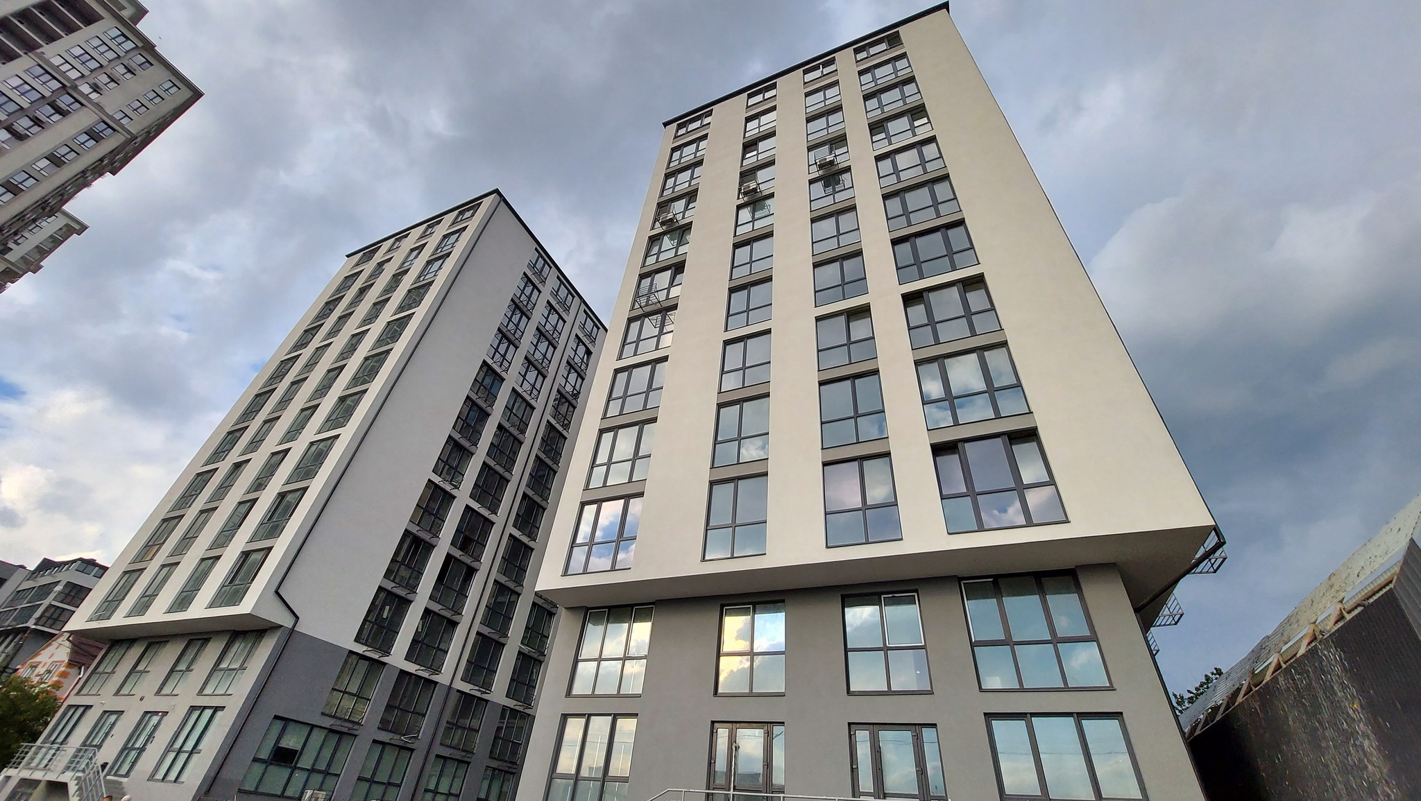 Продажа 2-комнатной квартиры 45.7 м², Каменская ул., 127
