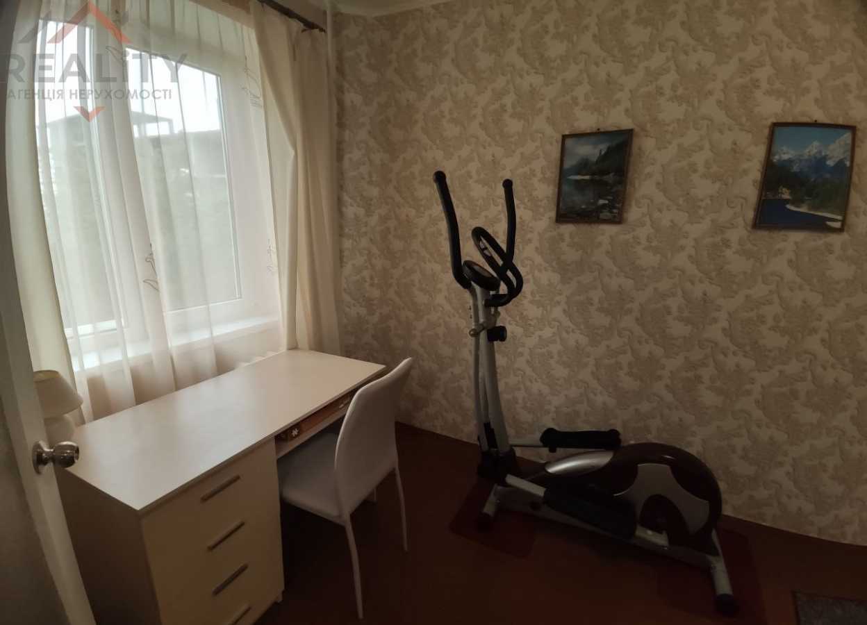 Продаж 2-кімнатної квартири 47 м², Пилипа Орлика просп., 21
