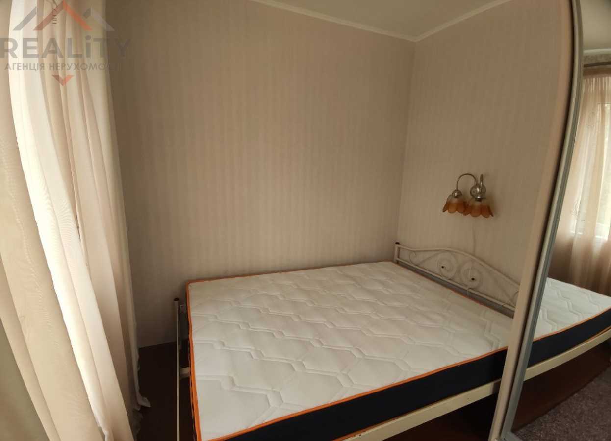 Продаж 2-кімнатної квартири 47 м², Пилипа Орлика просп., 21