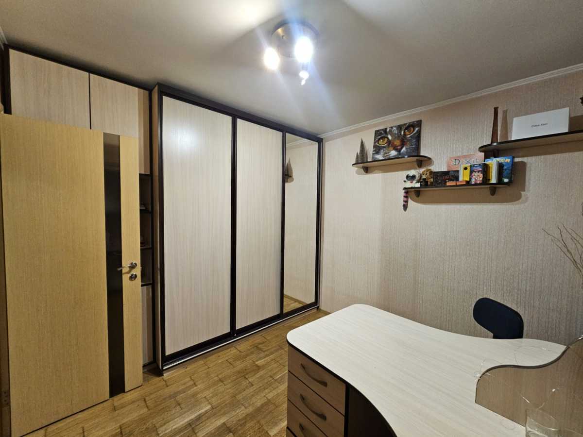 Продажа 5-комнатной квартиры 120 м², Владимира Антоновича ул., 122