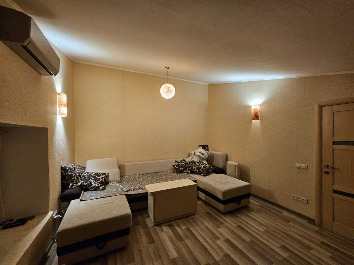 Продажа 5-комнатной квартиры 120 м², Владимира Антоновича ул., 122