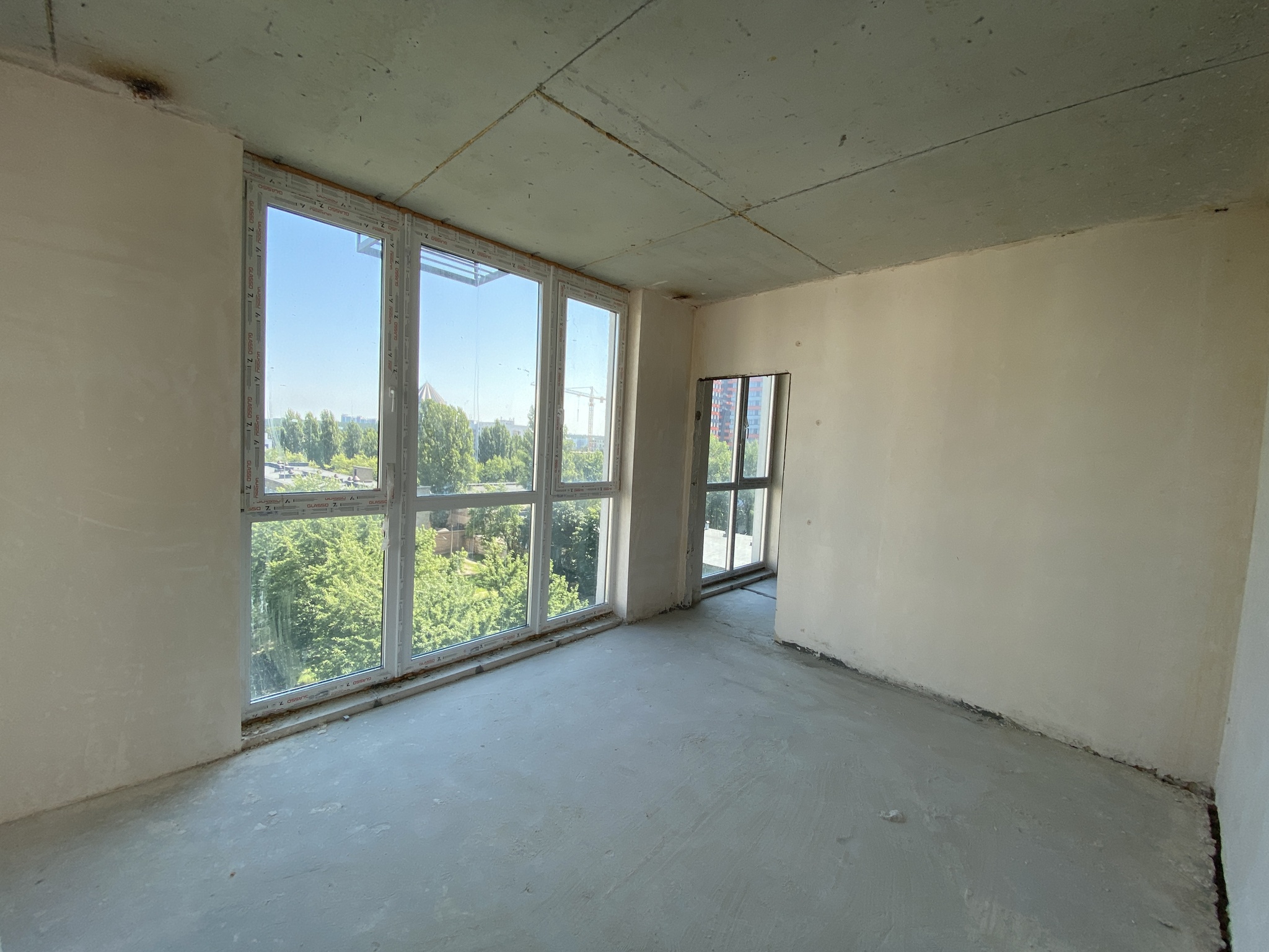 Продажа 2-комнатной квартиры 63 м², Каменская ул., 127