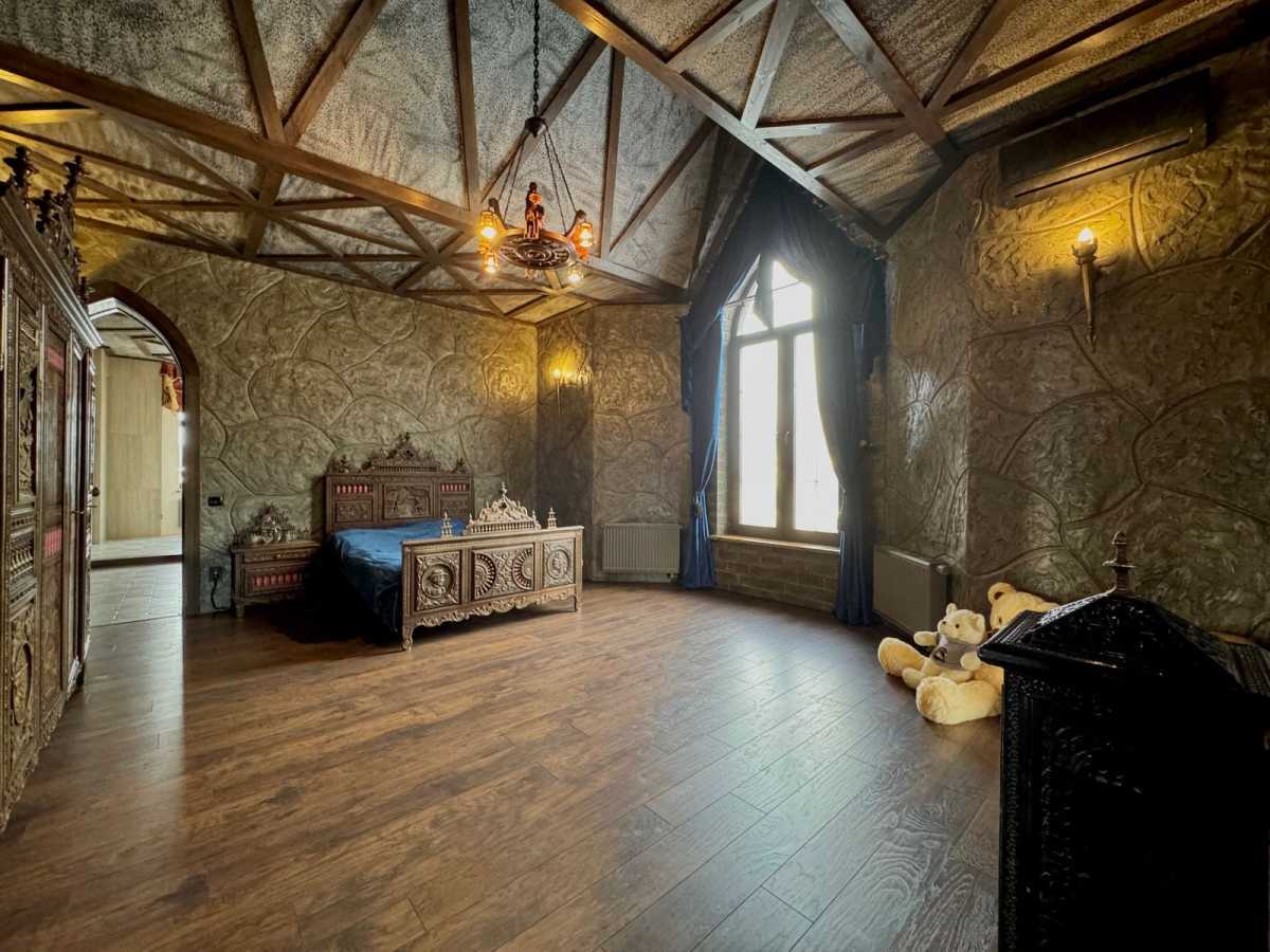Продаж будинку 400 м², Дубрівка вул, 1