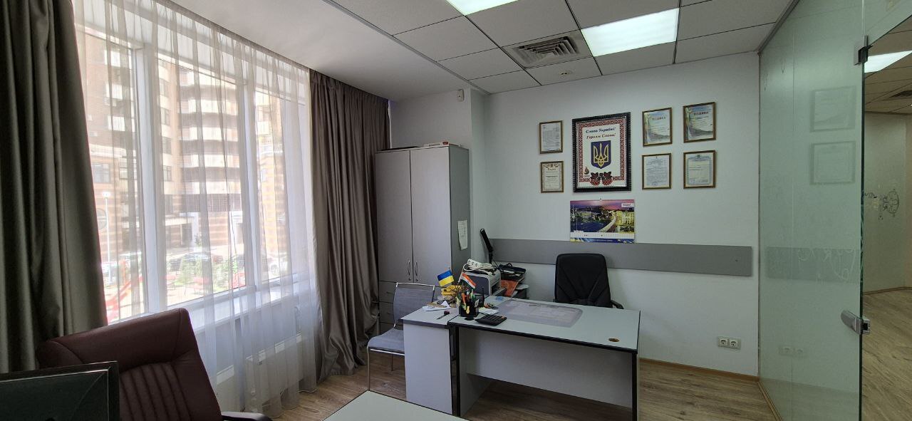 Аренда офиса 200 м², Леси Украинки бул., 7Б
