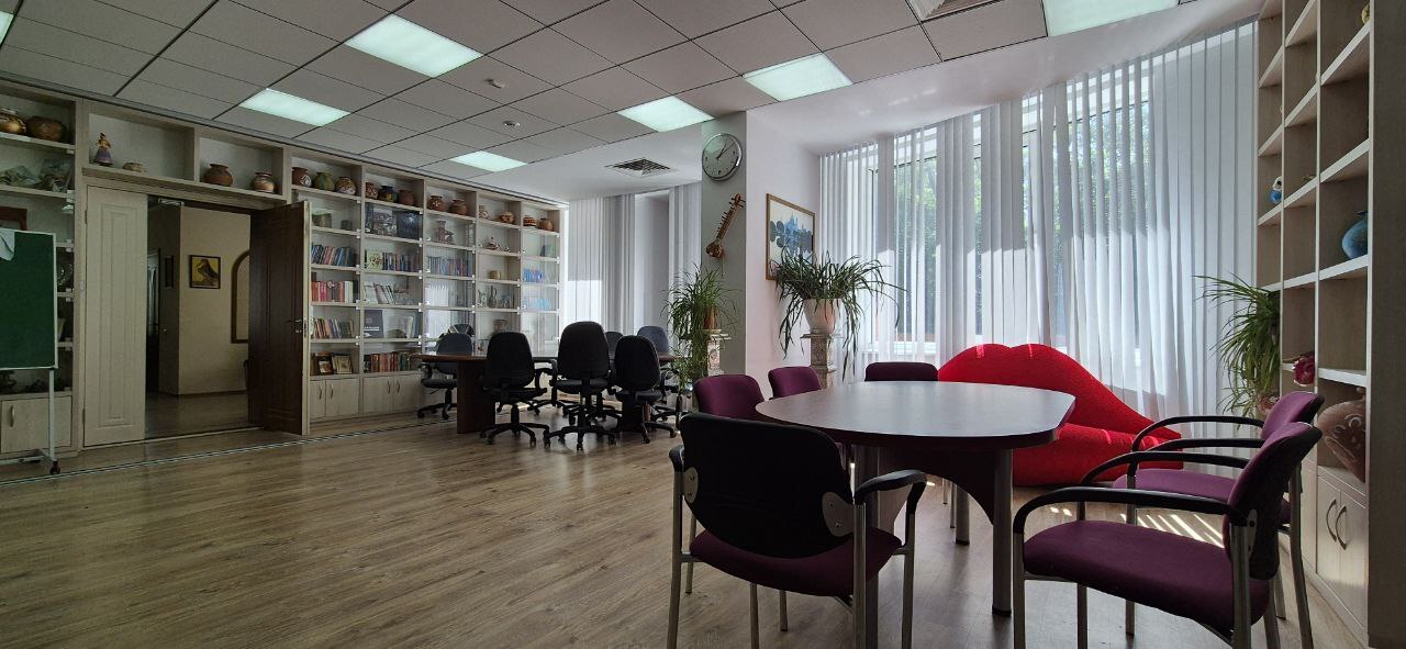 Аренда офиса 200 м², Леси Украинки бул., 7Б