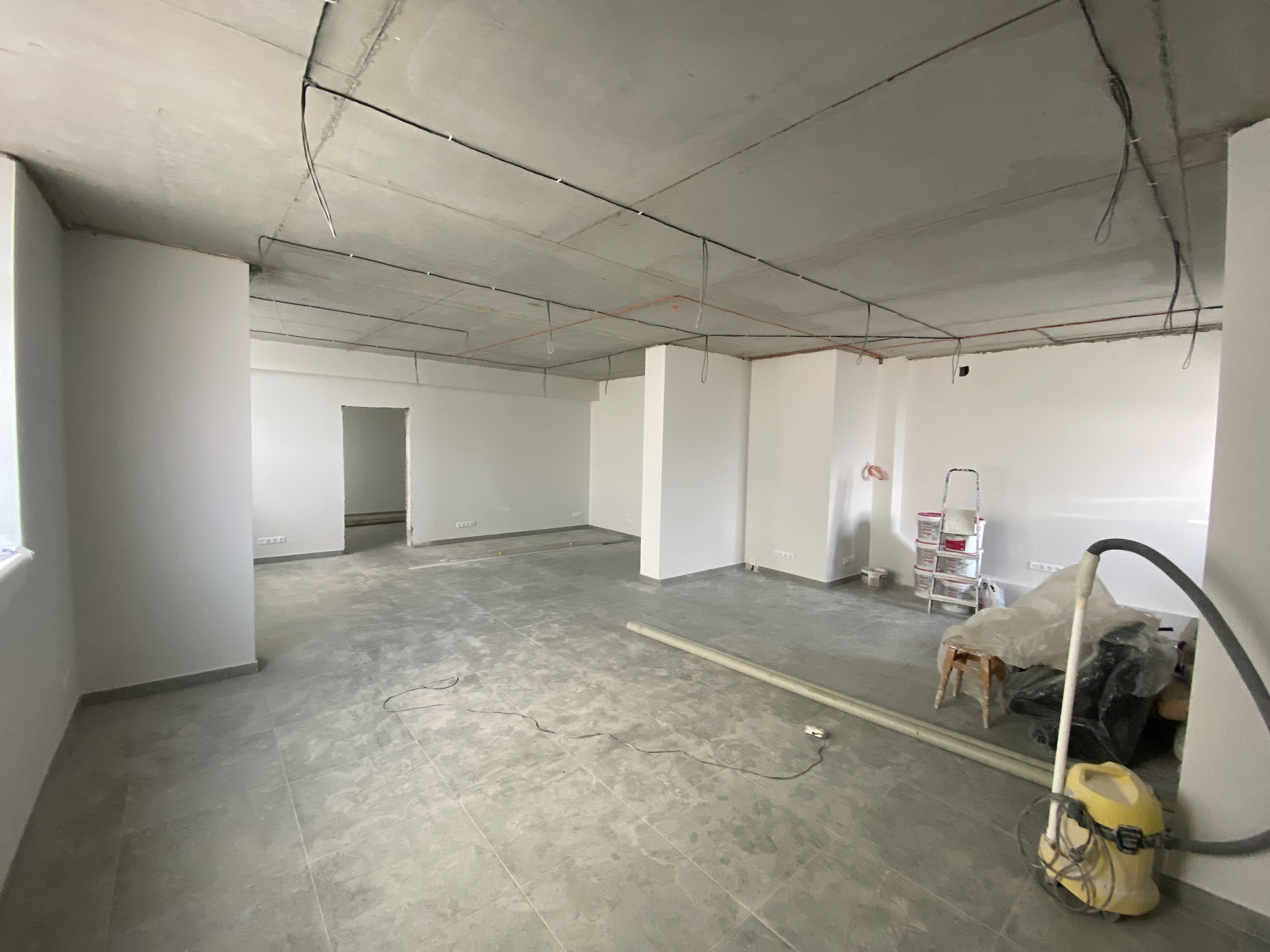 Аренда помещения свободного назначения 89.2 м², Каменская ул., 127