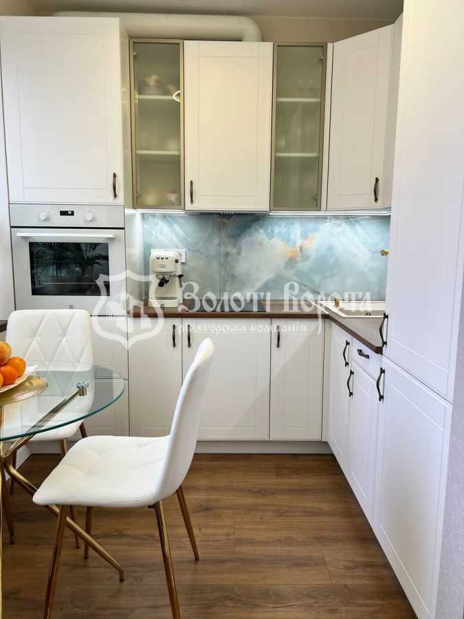 Продажа 1-комнатной квартиры 35 м², Героев Небесной Сотни просп., 20/10