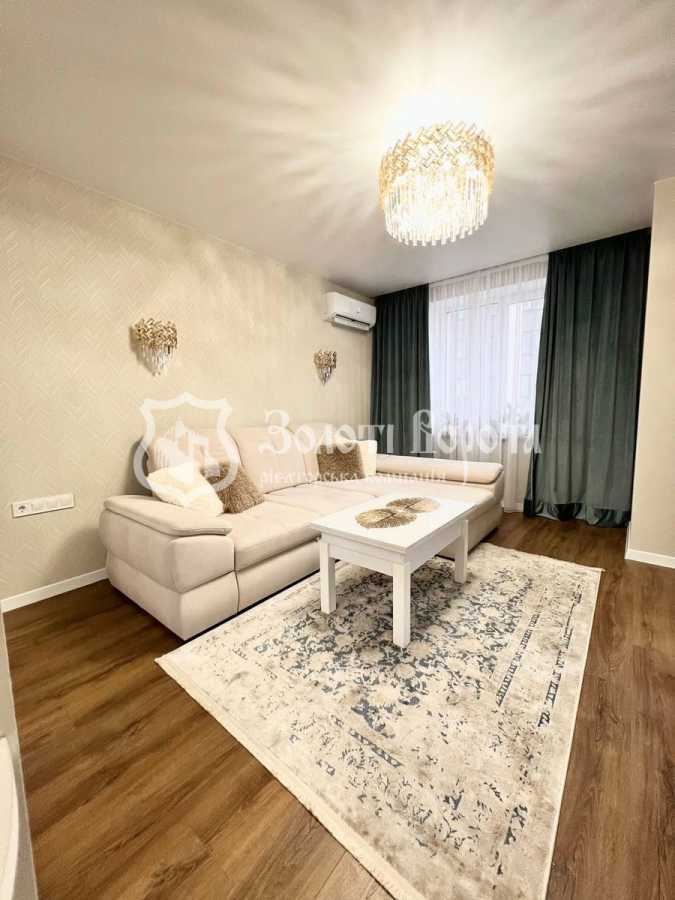 Продажа 1-комнатной квартиры 35 м², Героев Небесной Сотни просп., 20/10