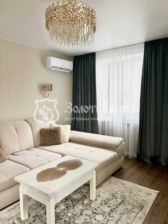 Продажа 1-комнатной квартиры 35 м², Героев Небесной Сотни просп., 20/10
