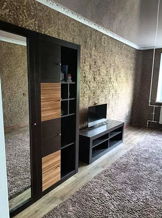 Продажа 3-комнатной квартиры 65.7 м², Героев Крут ул.