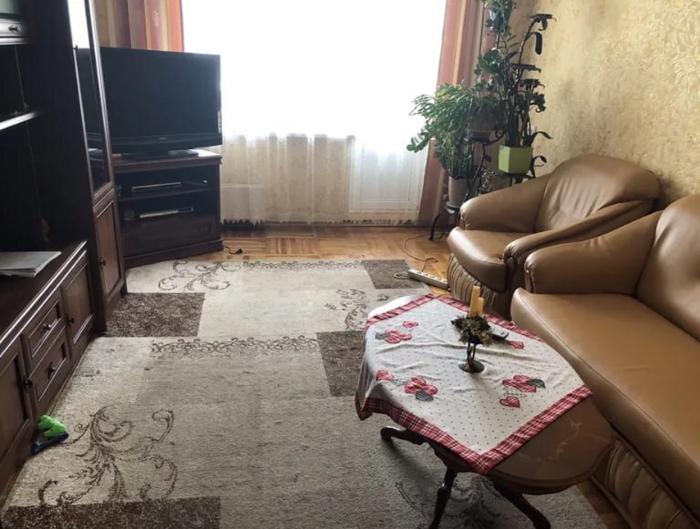 Продажа 3-комнатной квартиры 65 м², Интернационалистов ул.