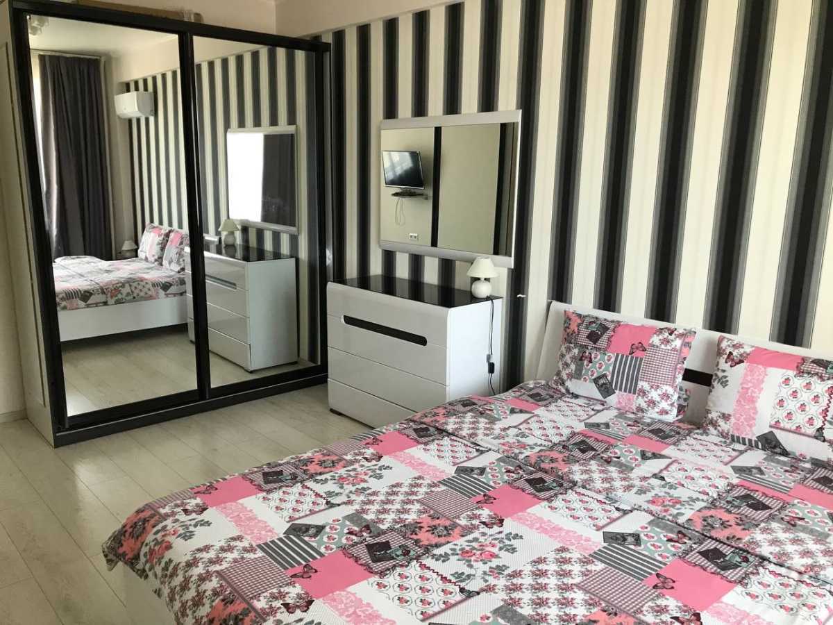 Продаж 2-кімнатної квартири 46.1 м², Лесі Українки бул., 36Б