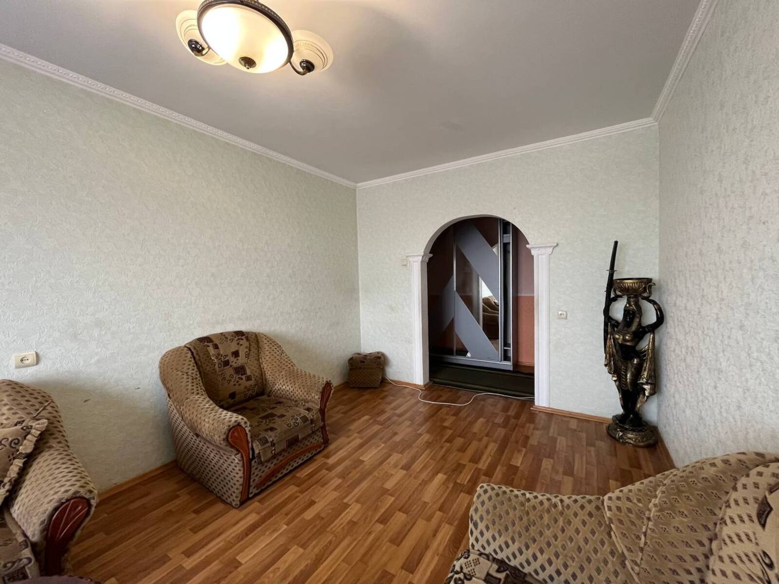 Продажа 3-комнатной квартиры 70 м², Александрийский бул., 125