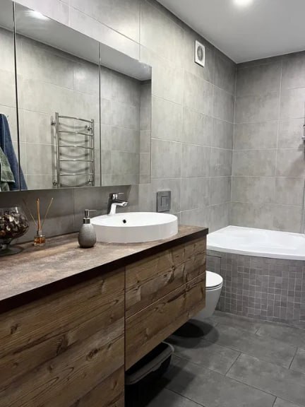 Продажа 3-комнатной квартиры 70 м², Михаила Лушпы просп.
