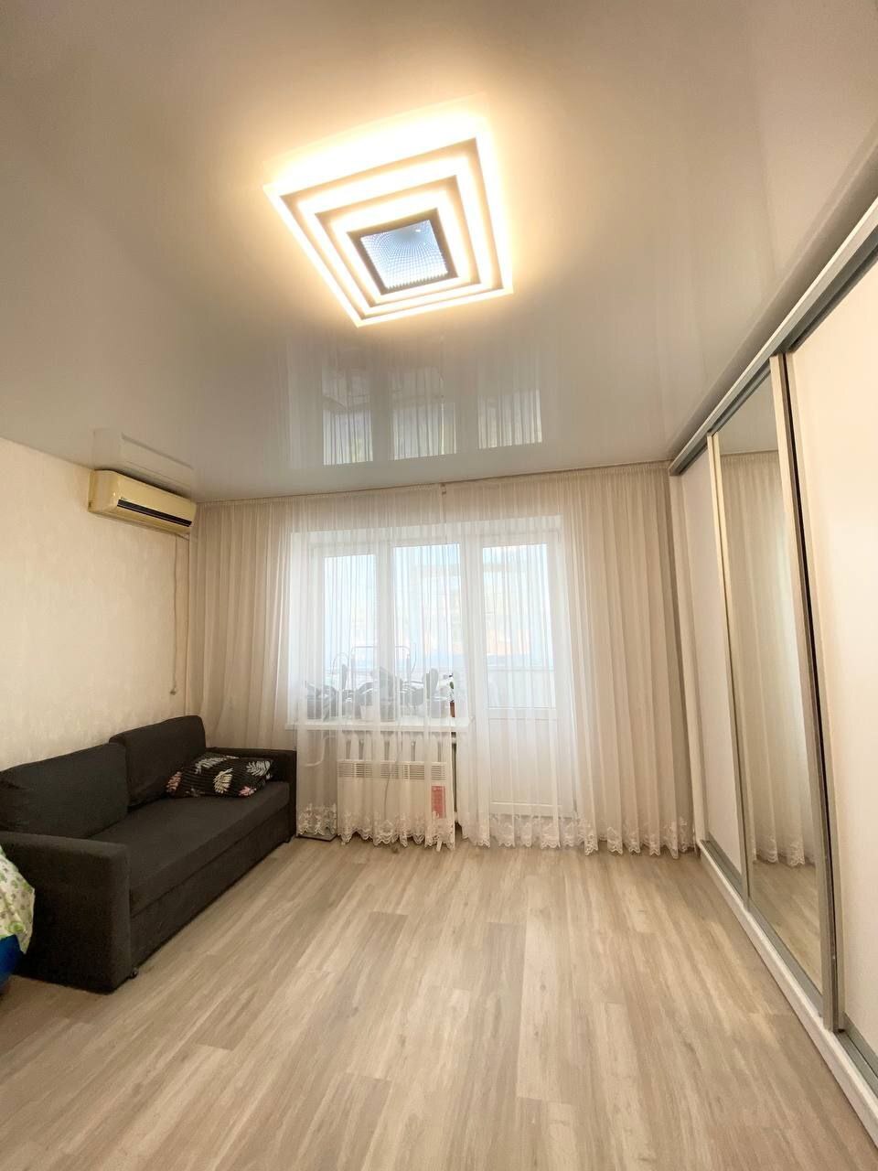 Продажа 1-комнатной квартиры 36.7 м², Данила Галицкого ул.