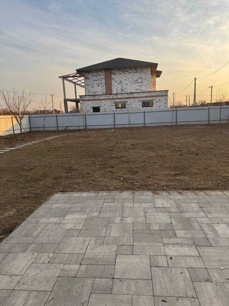 Аренда дома 270 м², Щаслива