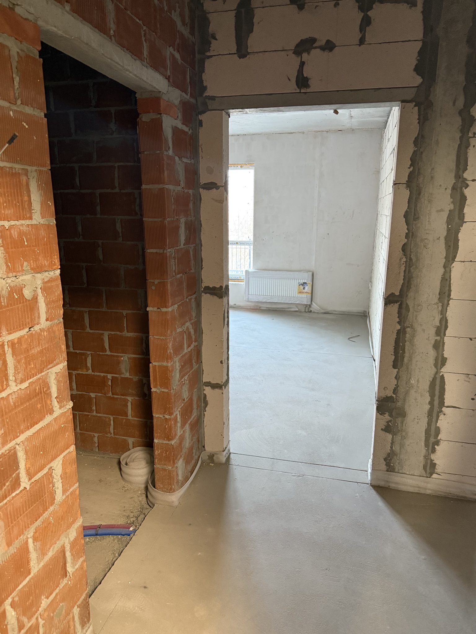 Продажа 2-комнатной квартиры 60 м², Метрологическая ул.