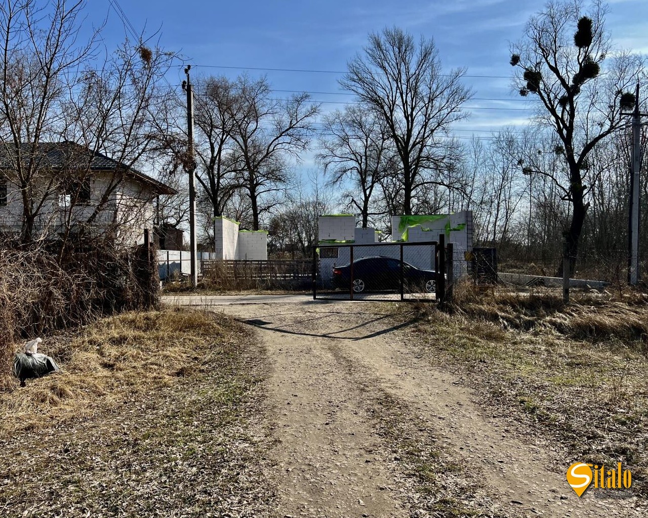 Продажа участка под индивидуальное жилое строительство 11 соток, 1-я Озерная ул.