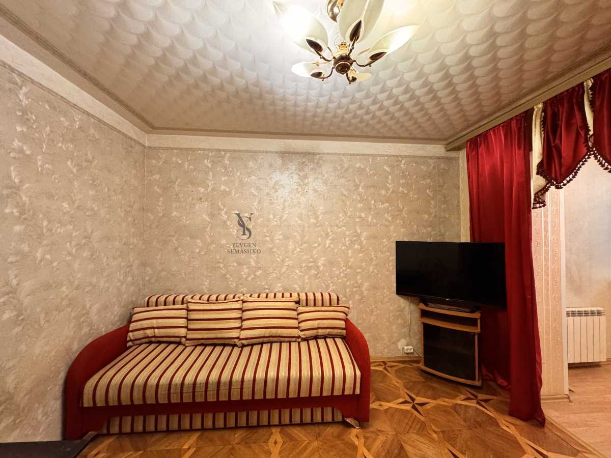 Продаж 2-кімнатної квартири 60 м², Володимира Маяковського просп., 24