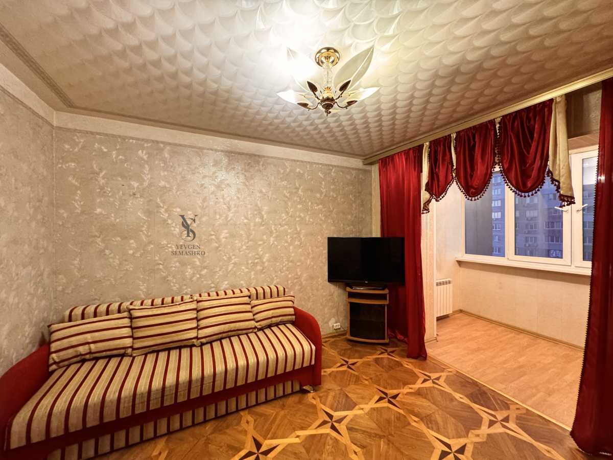 Продаж 2-кімнатної квартири 60 м², Володимира Маяковського просп., 24