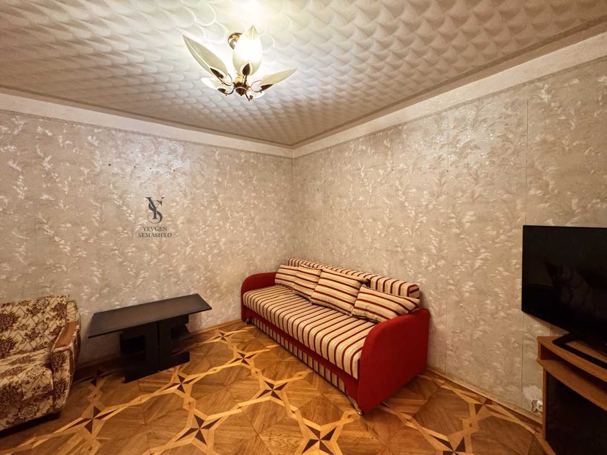 Продаж 2-кімнатної квартири 60 м², Володимира Маяковського просп., 24