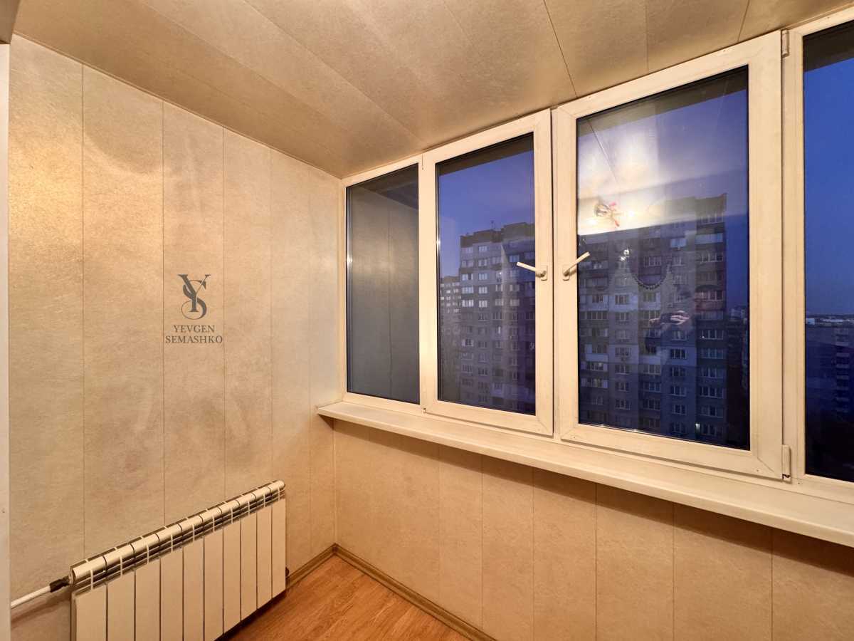 Продаж 2-кімнатної квартири 60 м², Володимира Маяковського просп., 24
