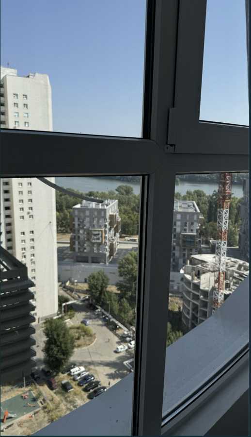 Продаж 1-кімнатної квартири 43 м², Героїв Крут вул., 1