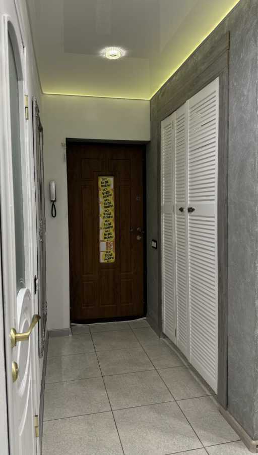 Продаж 1-кімнатної квартири 43 м², Героїв Крут вул., 1