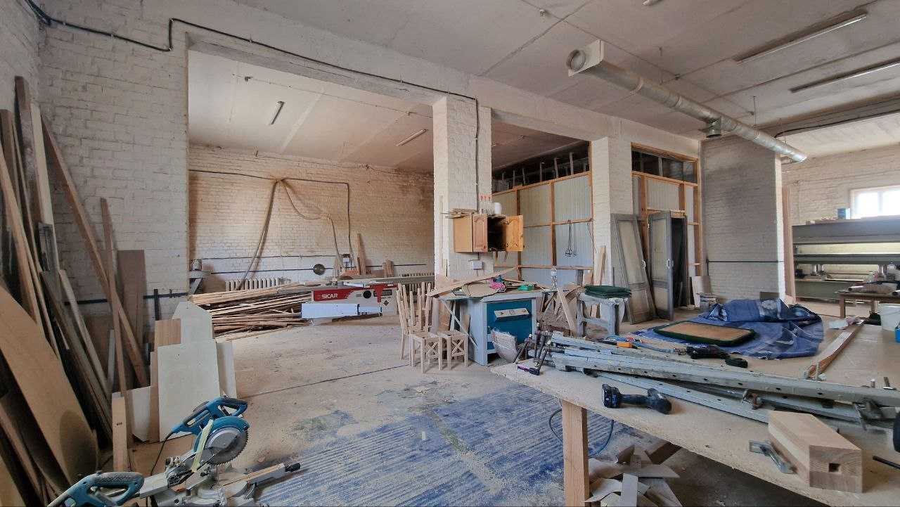 Оренда приміщення вільного призначення 800 м², Південна вул.