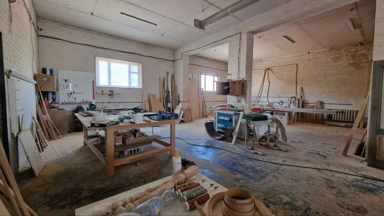 Оренда приміщення вільного призначення 800 м², Південна вул.
