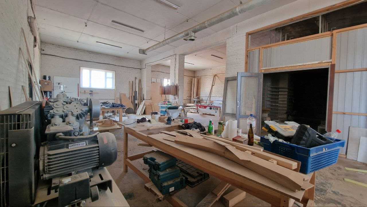 Оренда приміщення вільного призначення 800 м², Південна вул.