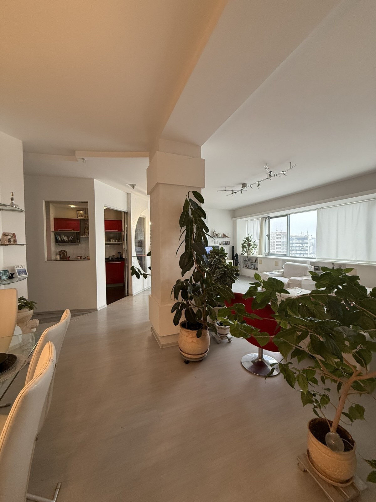 Продаж 2-кімнатної квартири 145 м²