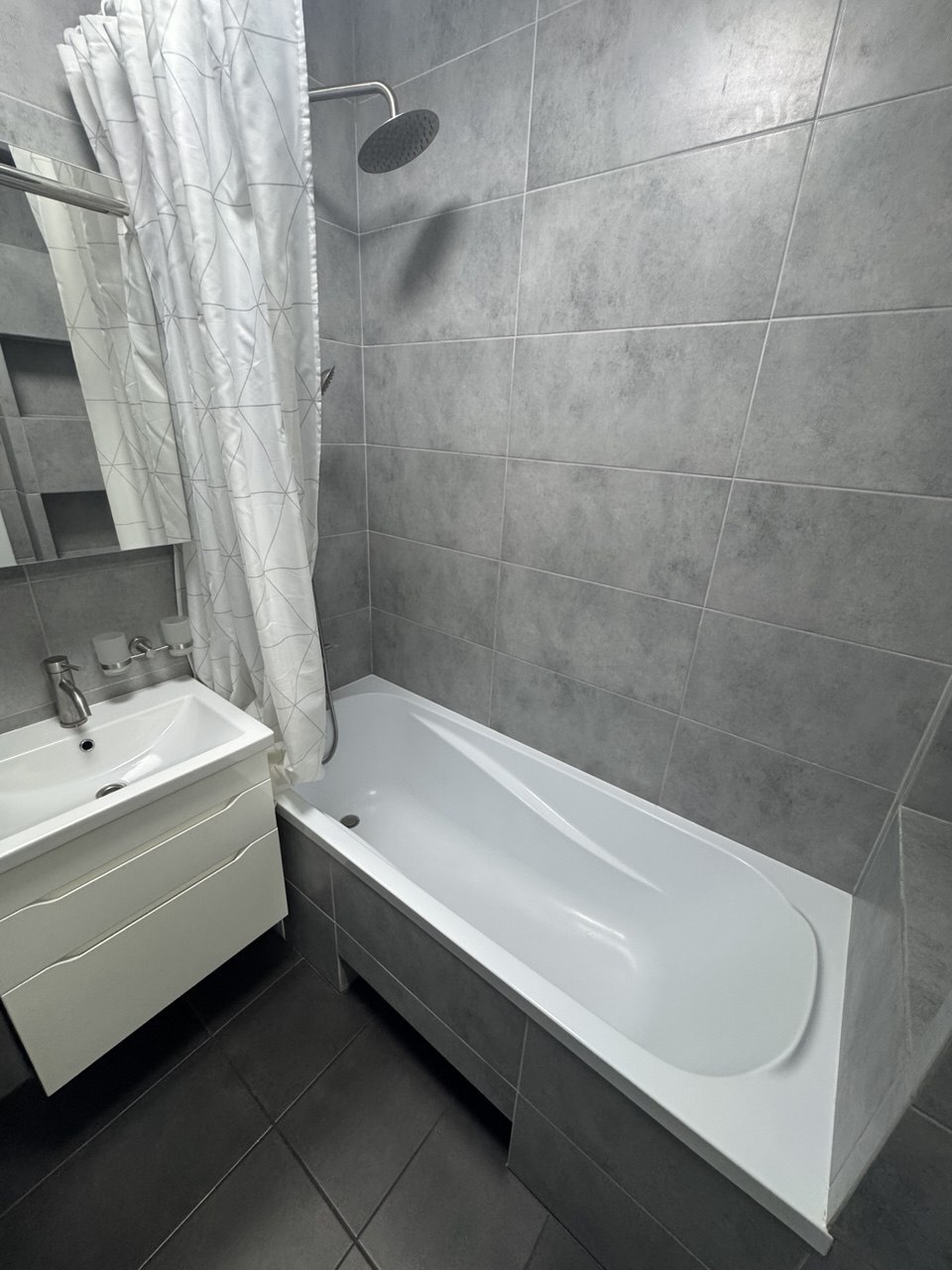 Продажа 2-комнатной квартиры 42 м², Ревуцкого ул., 40В