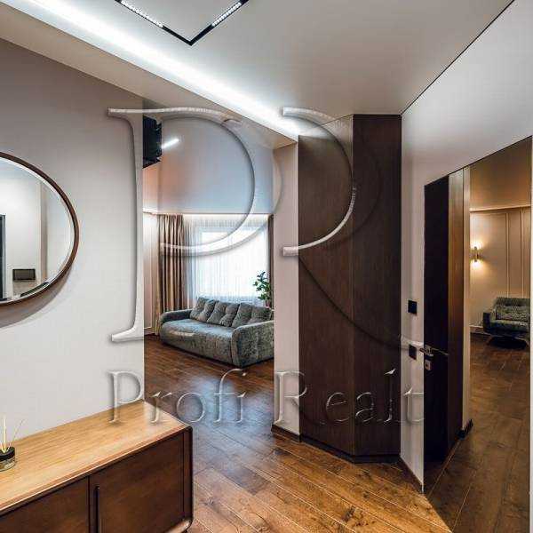 Продажа 2-комнатной квартиры 65 м², Радистов ул., 40
