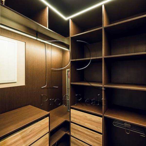Продажа 2-комнатной квартиры 65 м², Радистов ул., 40