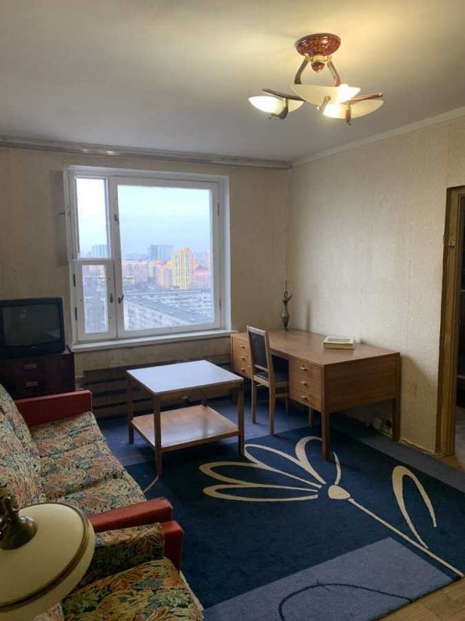 Продажа 3-комнатной квартиры 57 м², Павла Тычины просп., 13
