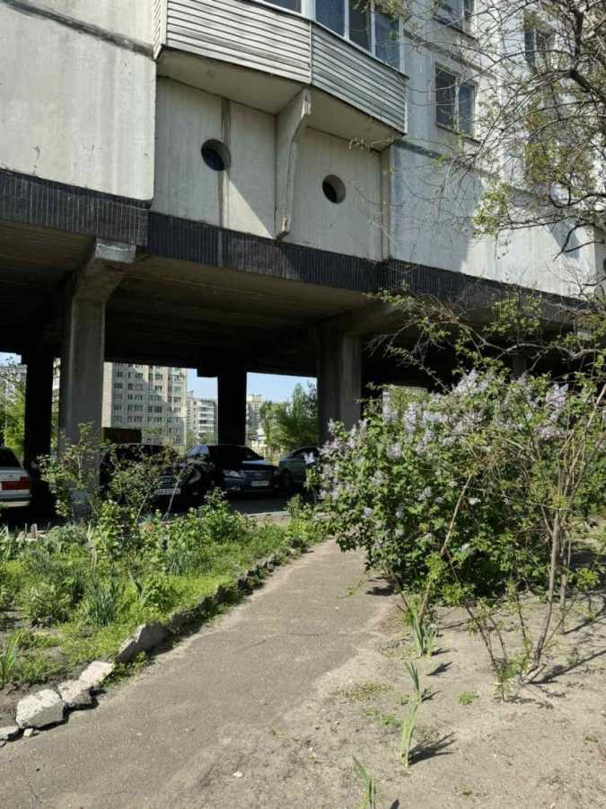 Продажа 3-комнатной квартиры 57 м², Павла Тычины просп., 13