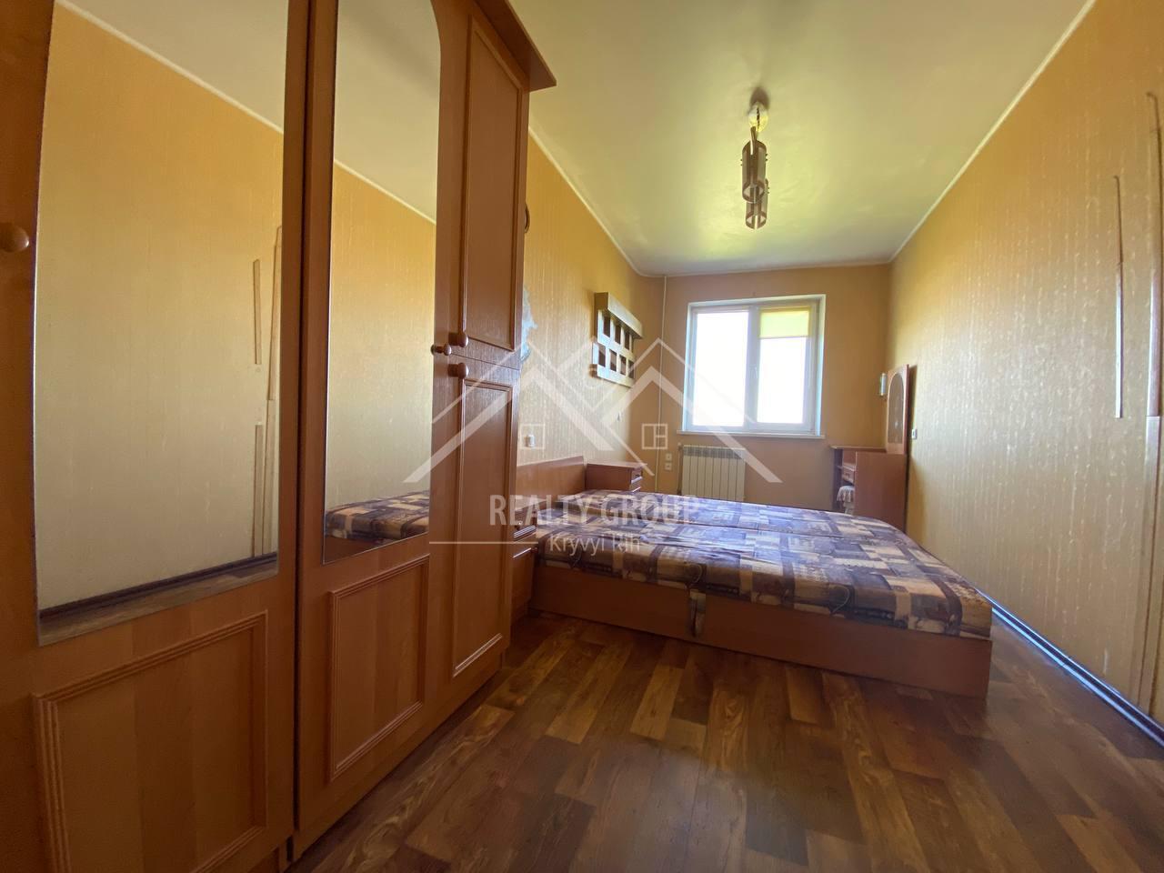 Продаж 3-кімнатної квартири 71.3 м²