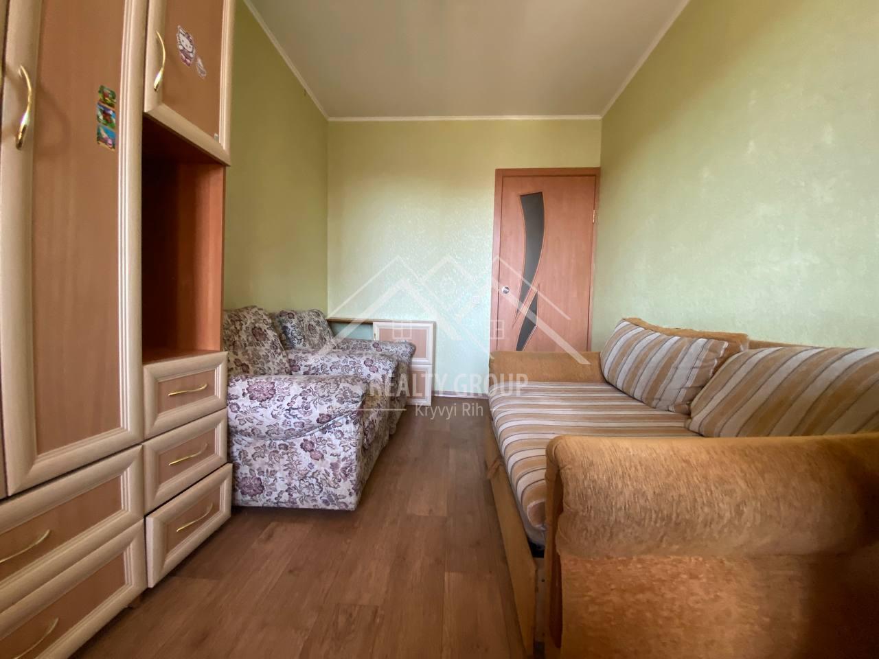 Продаж 3-кімнатної квартири 71.3 м²