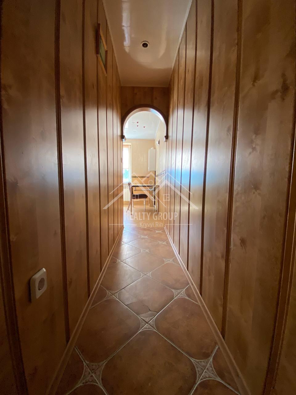 Продаж 3-кімнатної квартири 71.3 м²