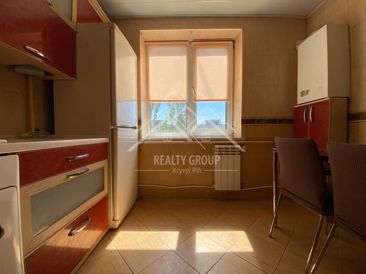 Продаж 3-кімнатної квартири 71.3 м²